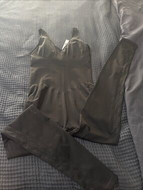 PINK Victoria's Secret Black V‑Neck Jumpsuit